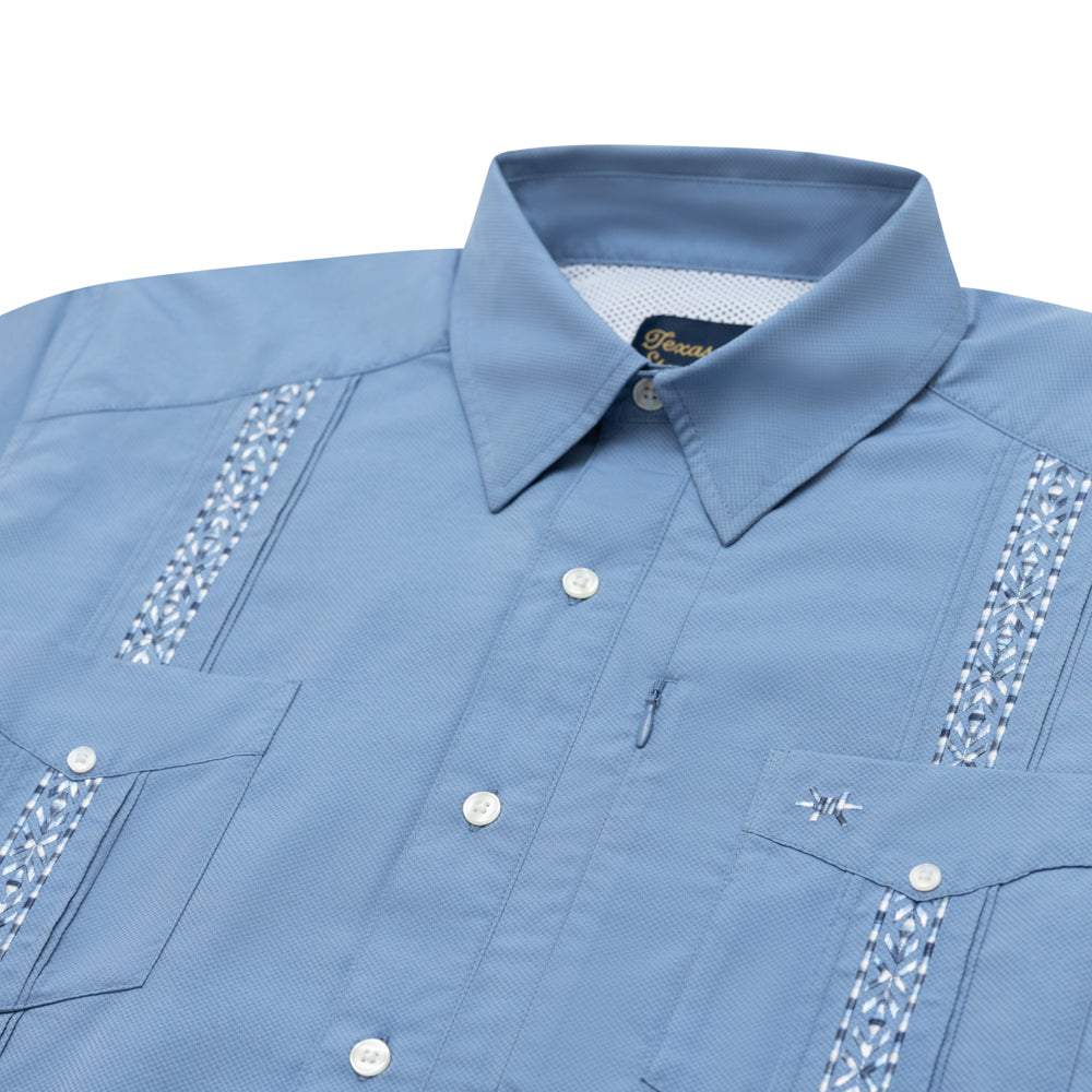 San Cristobal Guayaberas Go ' Stros Guayabera M / Light Blue